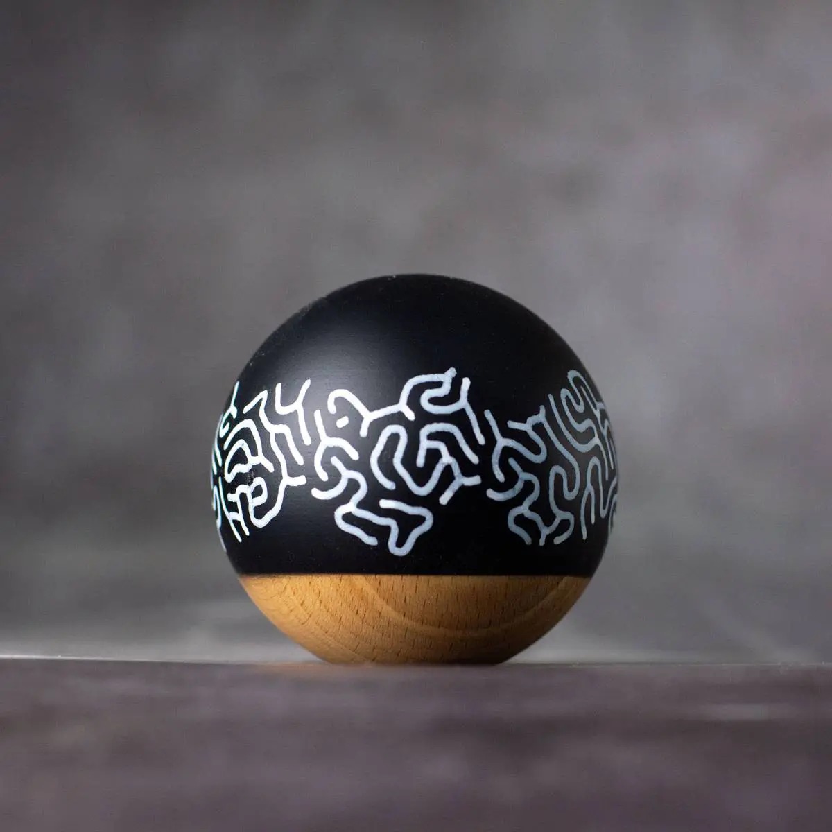 Beech Magma – Black